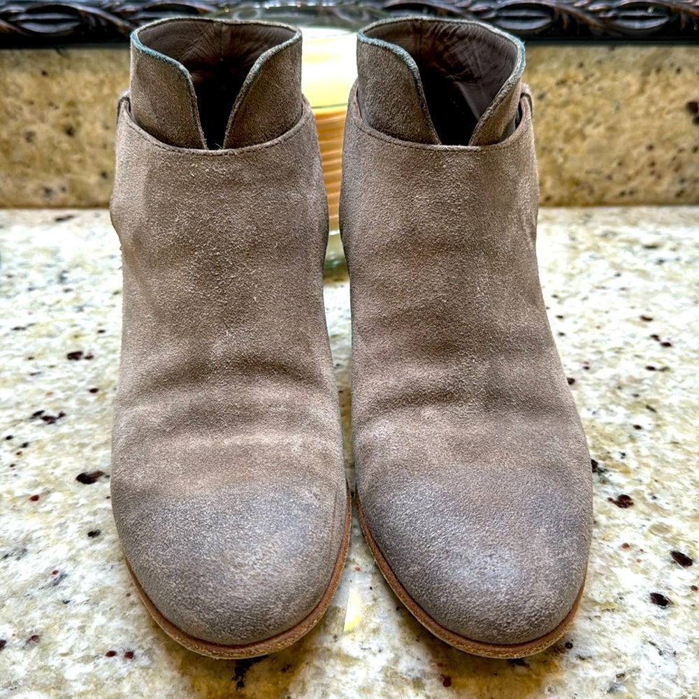 Vince Booties 6.5